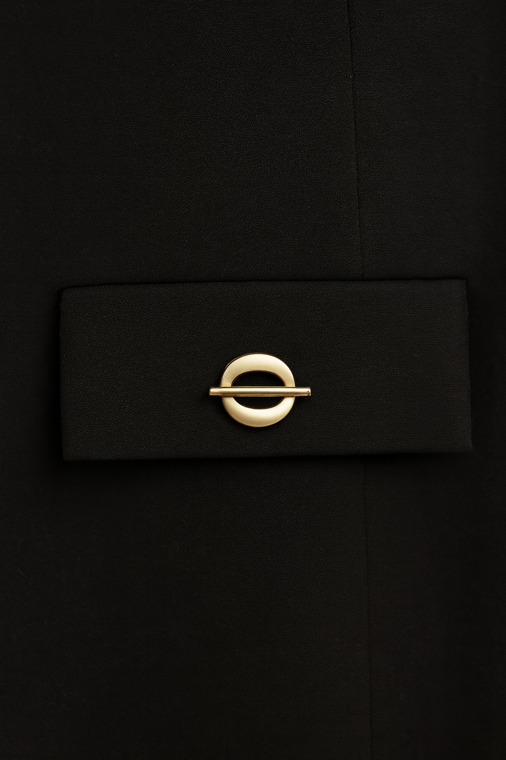 Structured black abaya